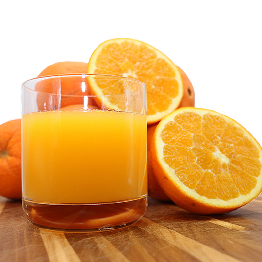 Frische Algarve Orangen – unbehandelt, direkt vom Bauernhof, sonnenverwöhnt und natürlich süß. Perfekt für Saft oder Snacks